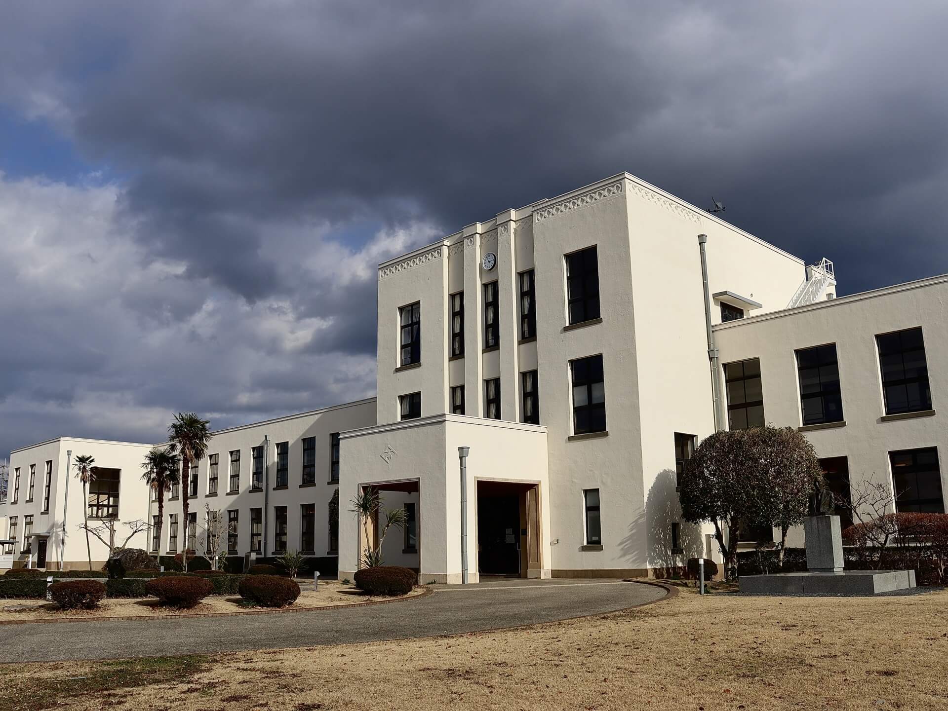 学校